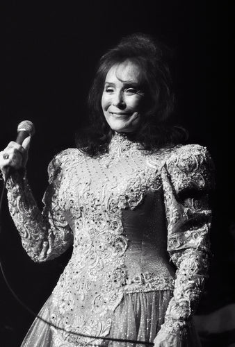 Loretta Lynn 8x10 loose print